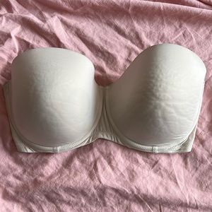 Strapless bra 34g